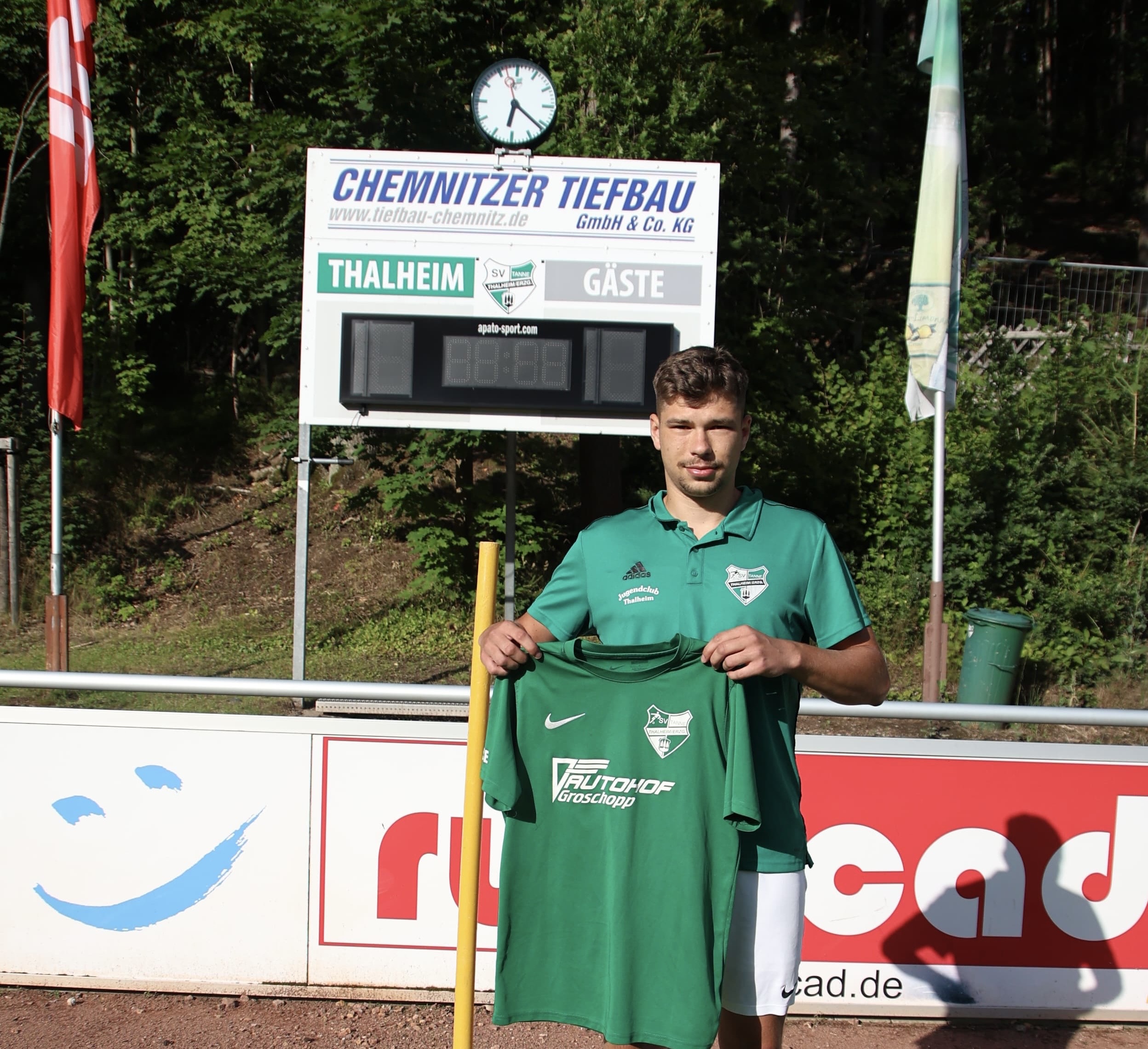 Tannen locken Stürmer Luca Groß ins Zwönitztal