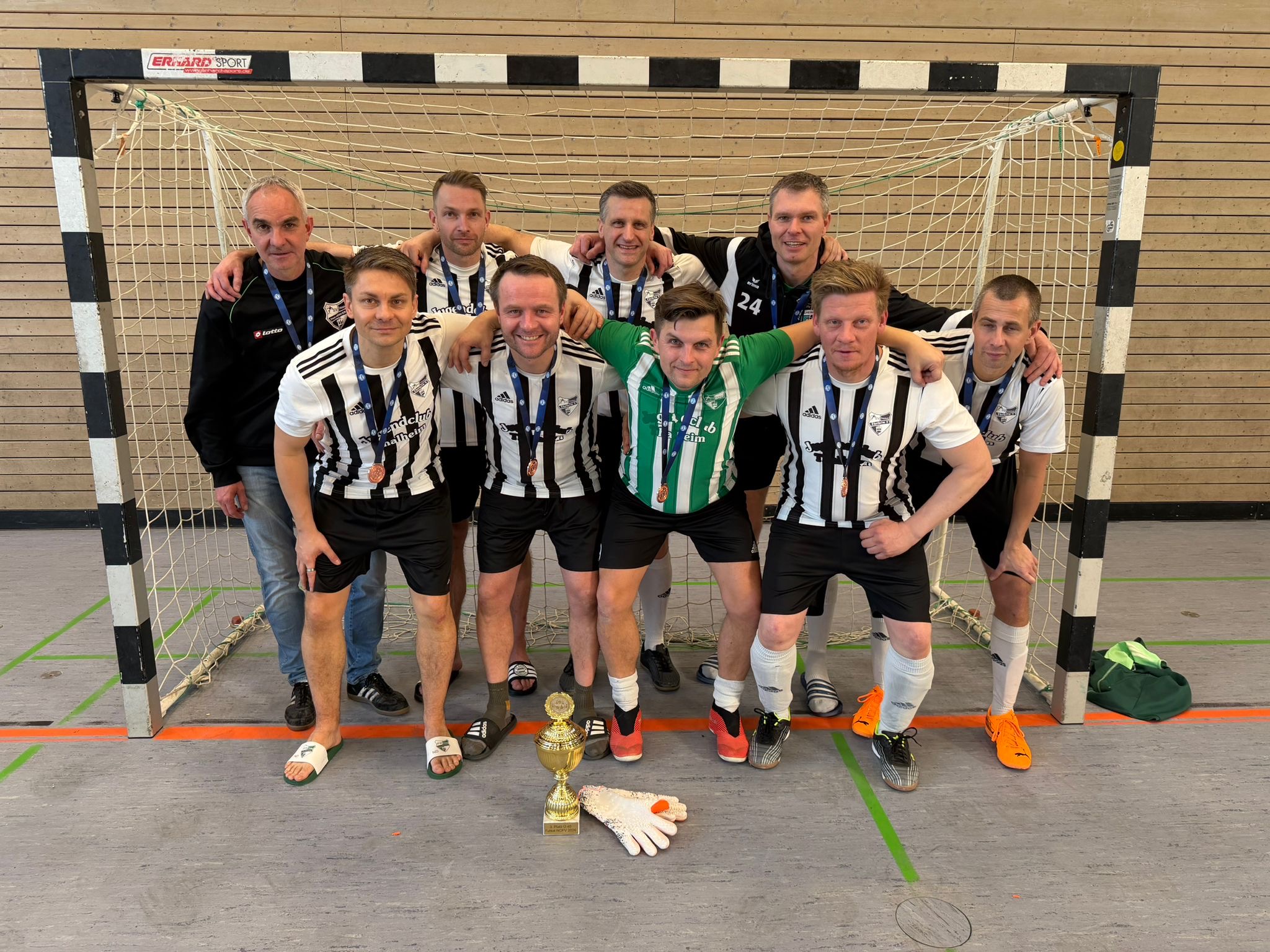 Ü40 Herren belegen Platz 3 bei der Regionalmeisterschaft im Futsal