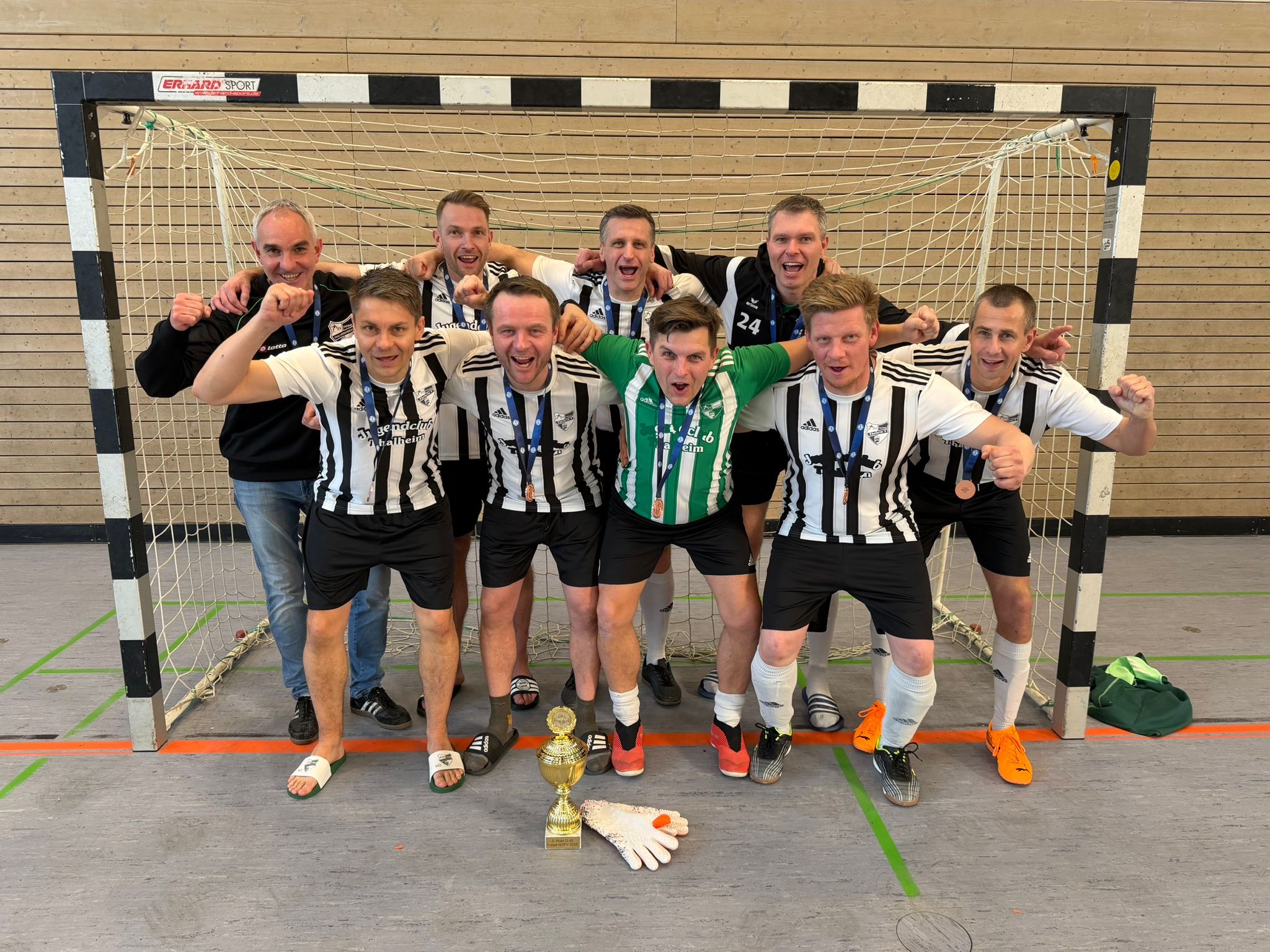 Ü40 Herren belegen Platz 3 bei der Regionalmeisterschaft im Futsal