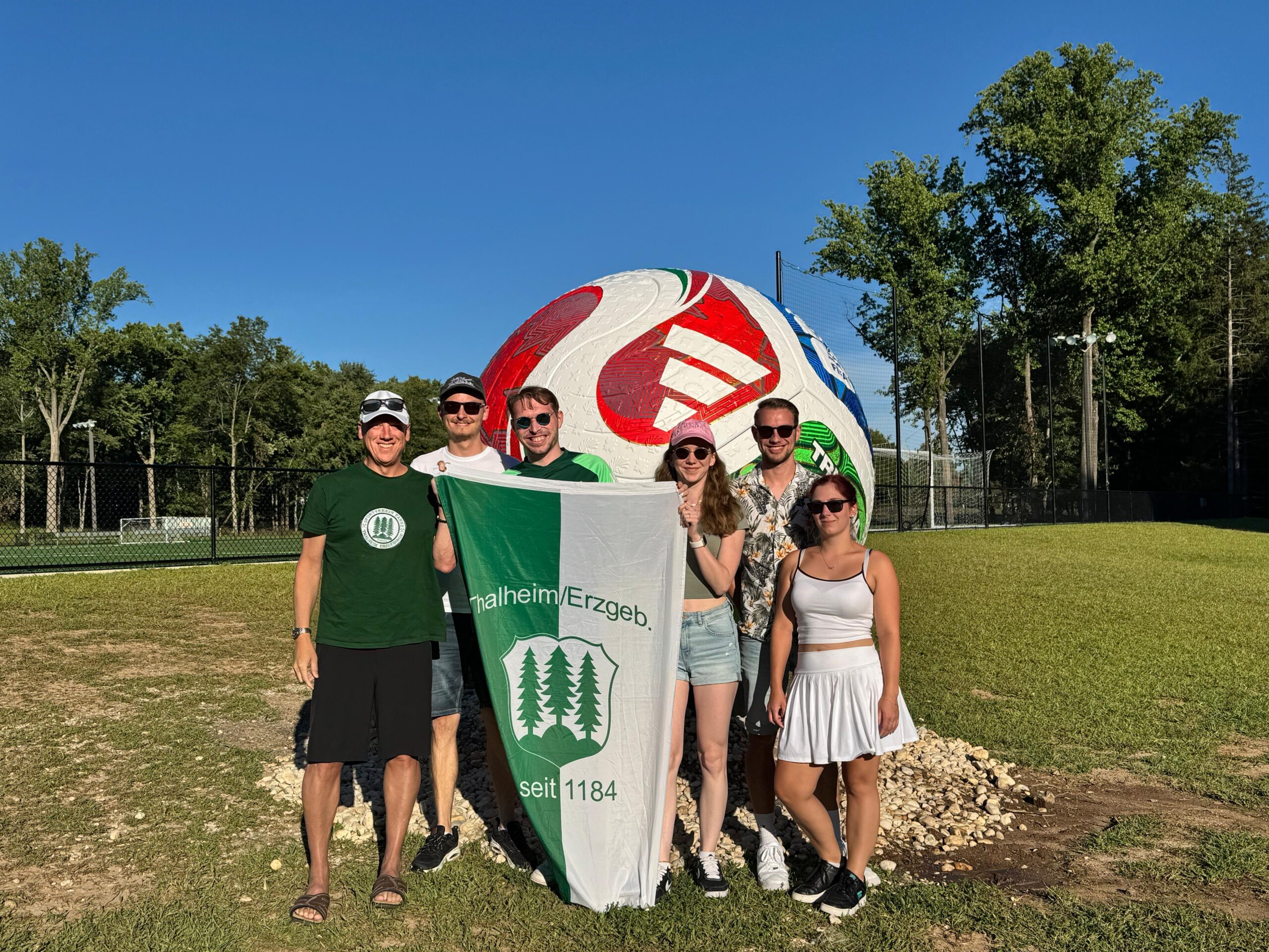 Besuch beim Erzgebirge Soccer Club in Warminster